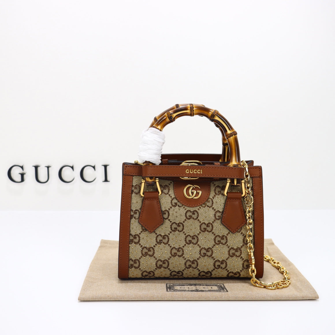 Gucci 17